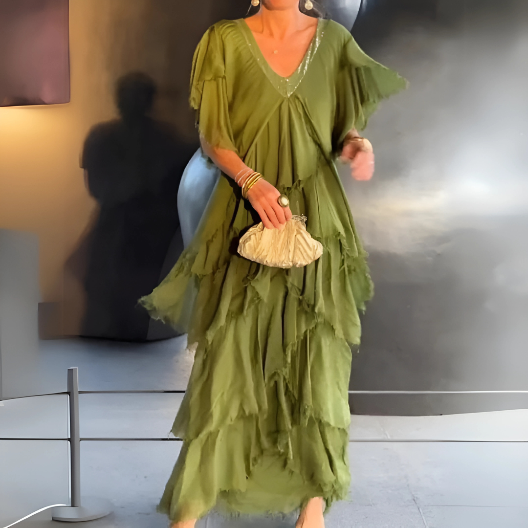 Valerie | Elegantiška ilga nėriniuota suknelė