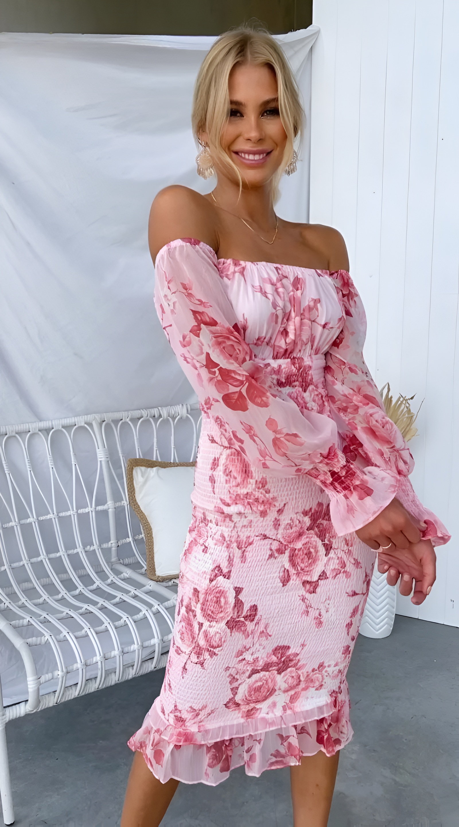 Abigail | Gėlių elegantiška suknelė (beveik išparduota)